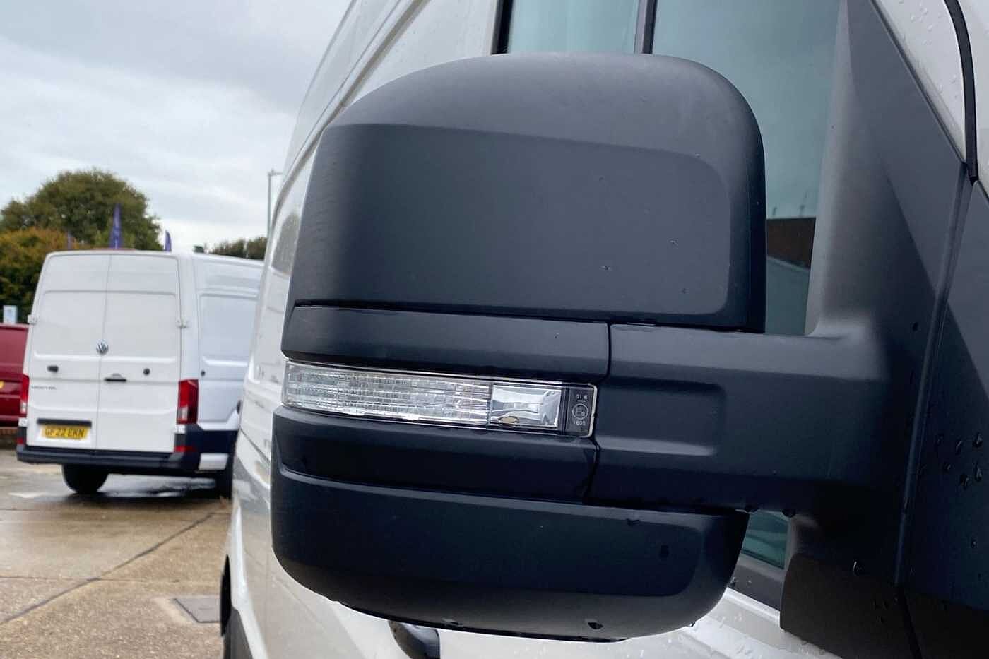 Volkswagen Crafter 2.0TDI 140PS Eu6dT-E CR35 LWB Trendline Panel Van