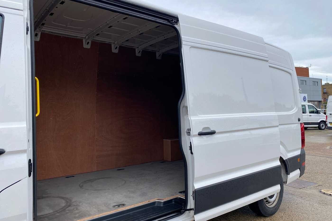 Volkswagen Crafter 2.0TDI 140PS Eu6dT-E CR35 LWB Trendline Panel Van