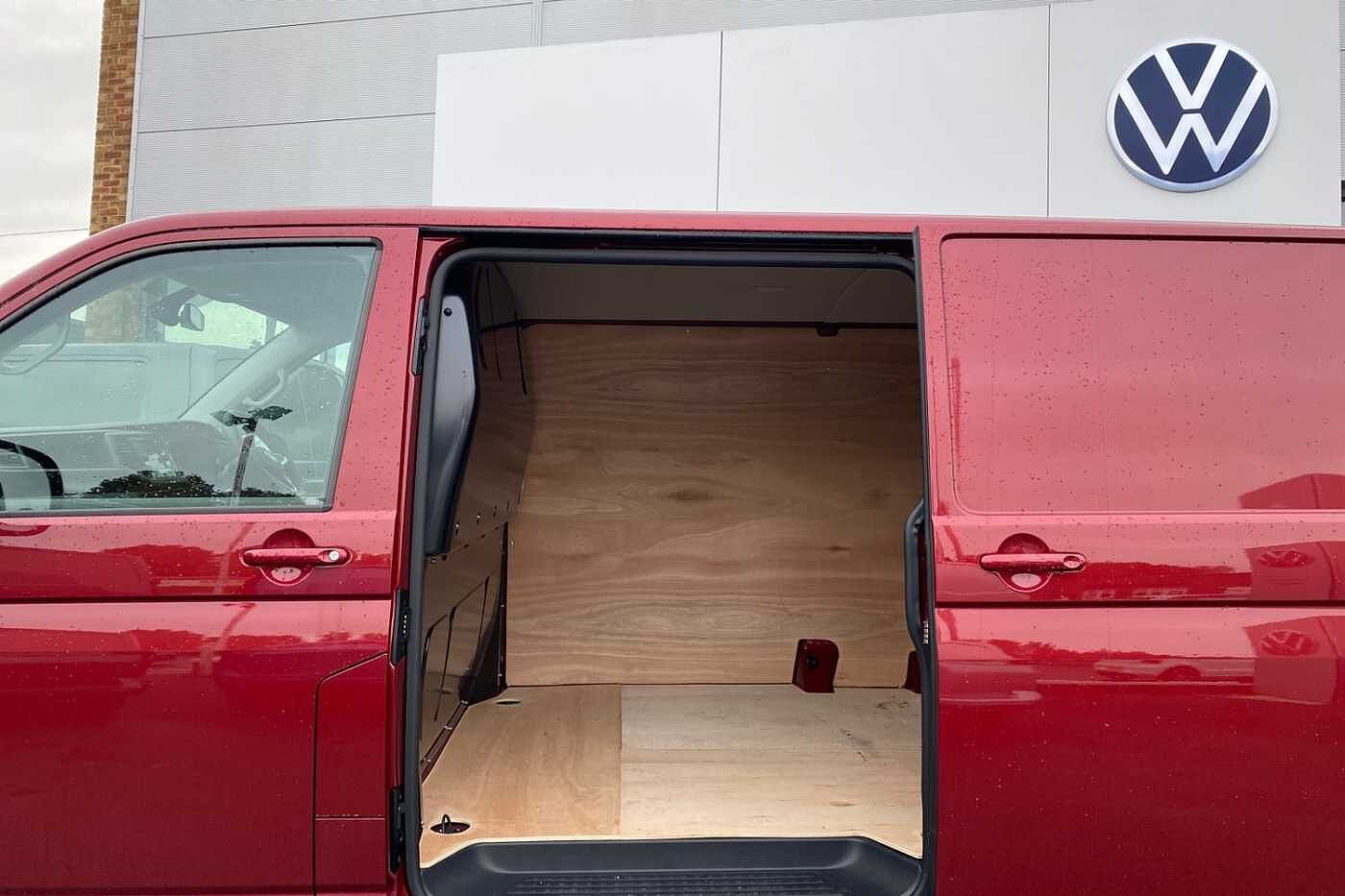 Volkswagen Transporter PV 2.0TDI 150psT32 Highline BMT LWB Panel Van