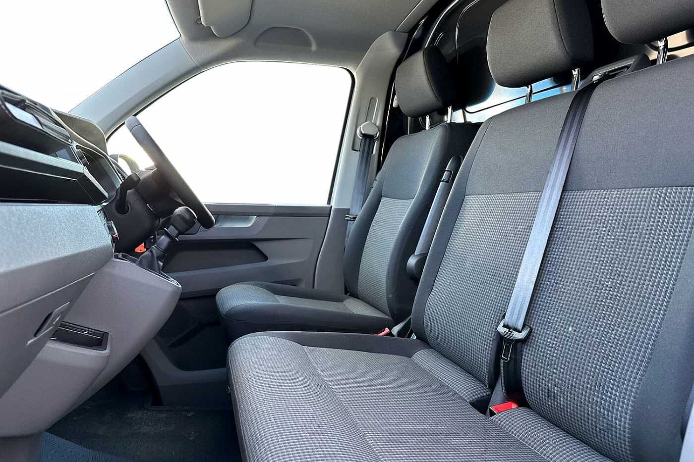 Volkswagen Transporter PV 2.0TDI 150ps T30 Startline BMT LWB Panel Van