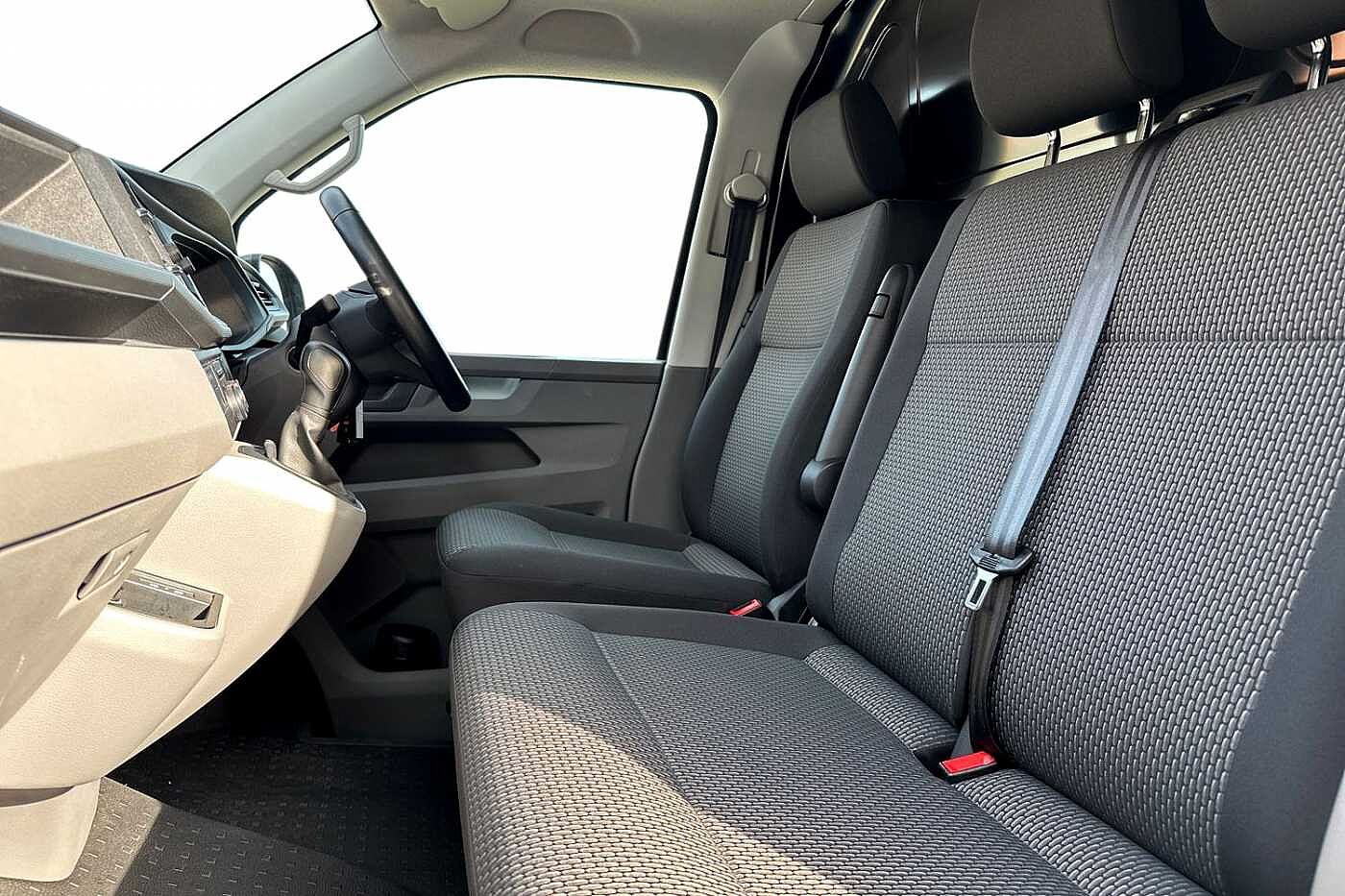 Volkswagen Transporter 2.0 TDI(150ps)(Eu6d)T32 HL BMT LWB DSG Panel Van