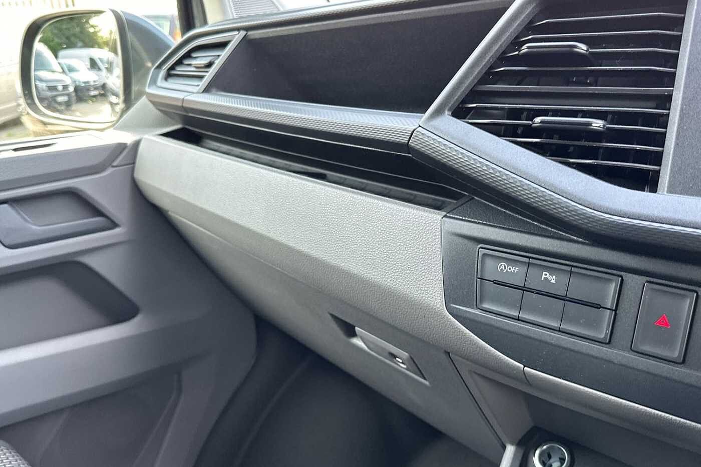 Volkswagen Transporter 2.0 TDI(150ps)(Eu6d)T32 HL BMT LWB DSG Panel Van