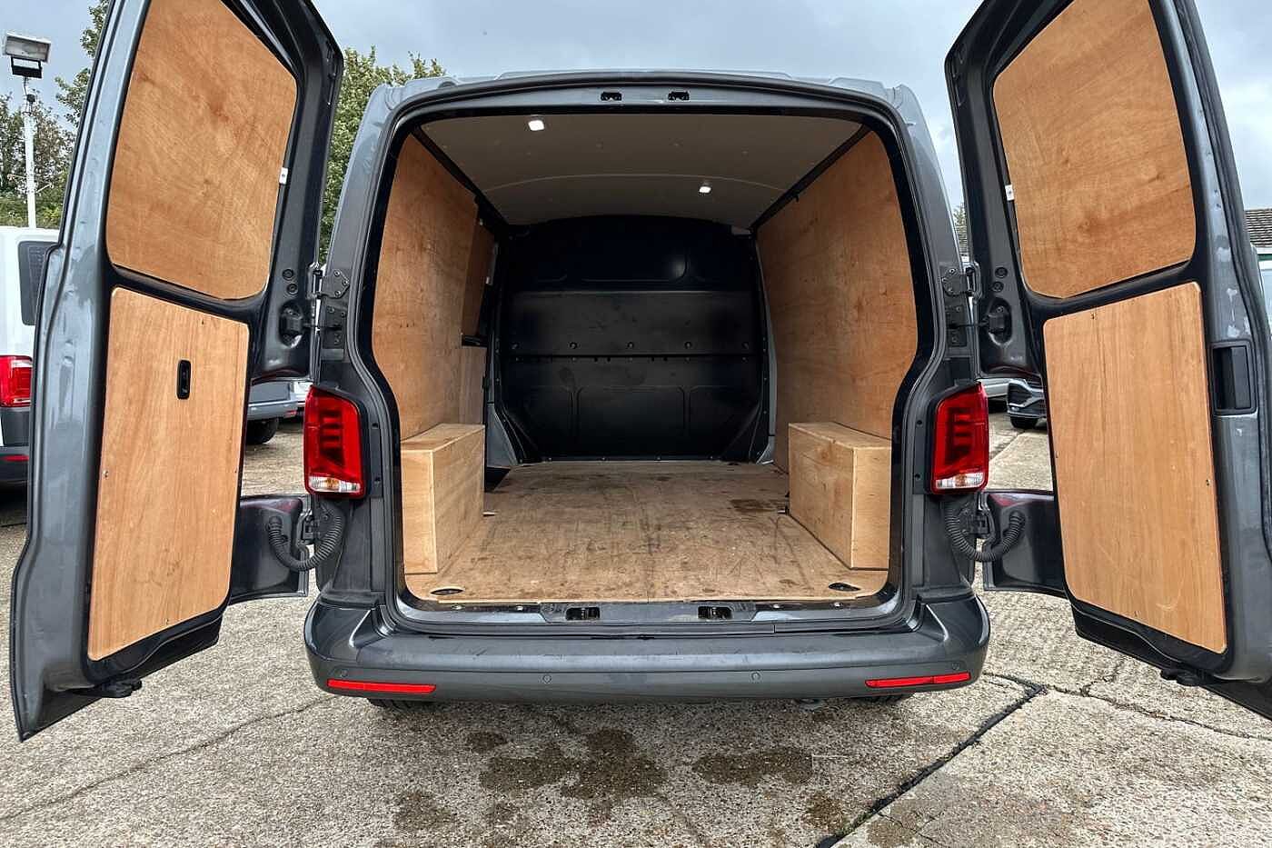 Volkswagen Transporter 2.0TDI 150ps(Eu6d) T30 High SWB Panel Van
