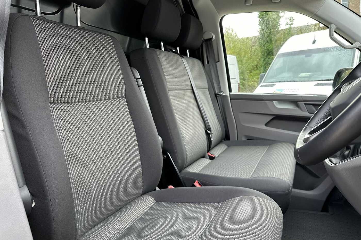 Volkswagen Transporter 2.0 TDI(150ps)(Eu6d)T32 HL BMT LWB DSG Panel Van