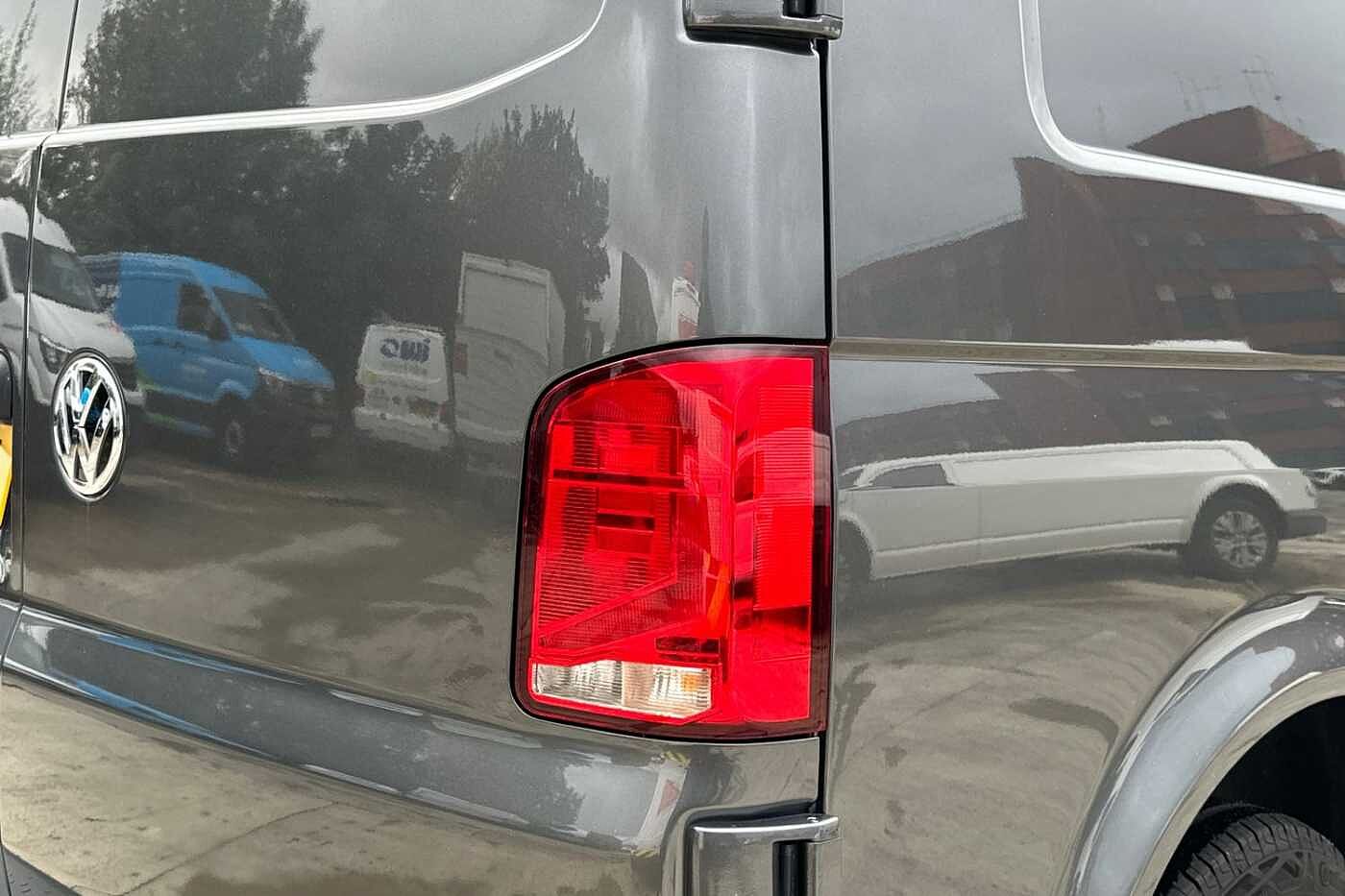 Volkswagen Transporter 2.0 TDI(150ps)(Eu6d)T32 HL BMT LWB DSG Panel Van
