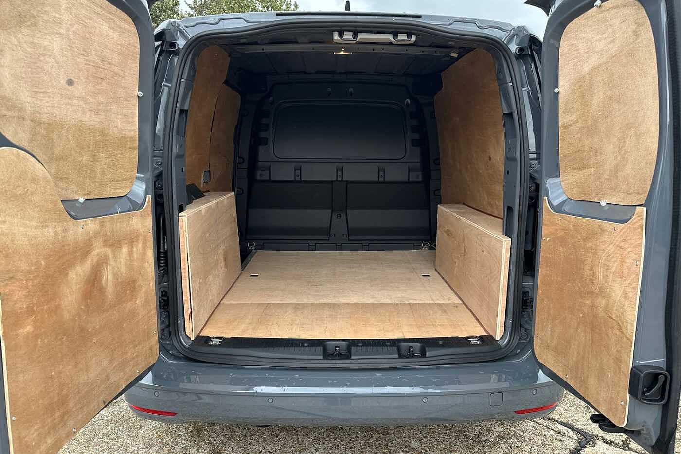 Volkswagen Caddy Cargo 2.0TDI 102PS C20 Commerce Plus Panel Van