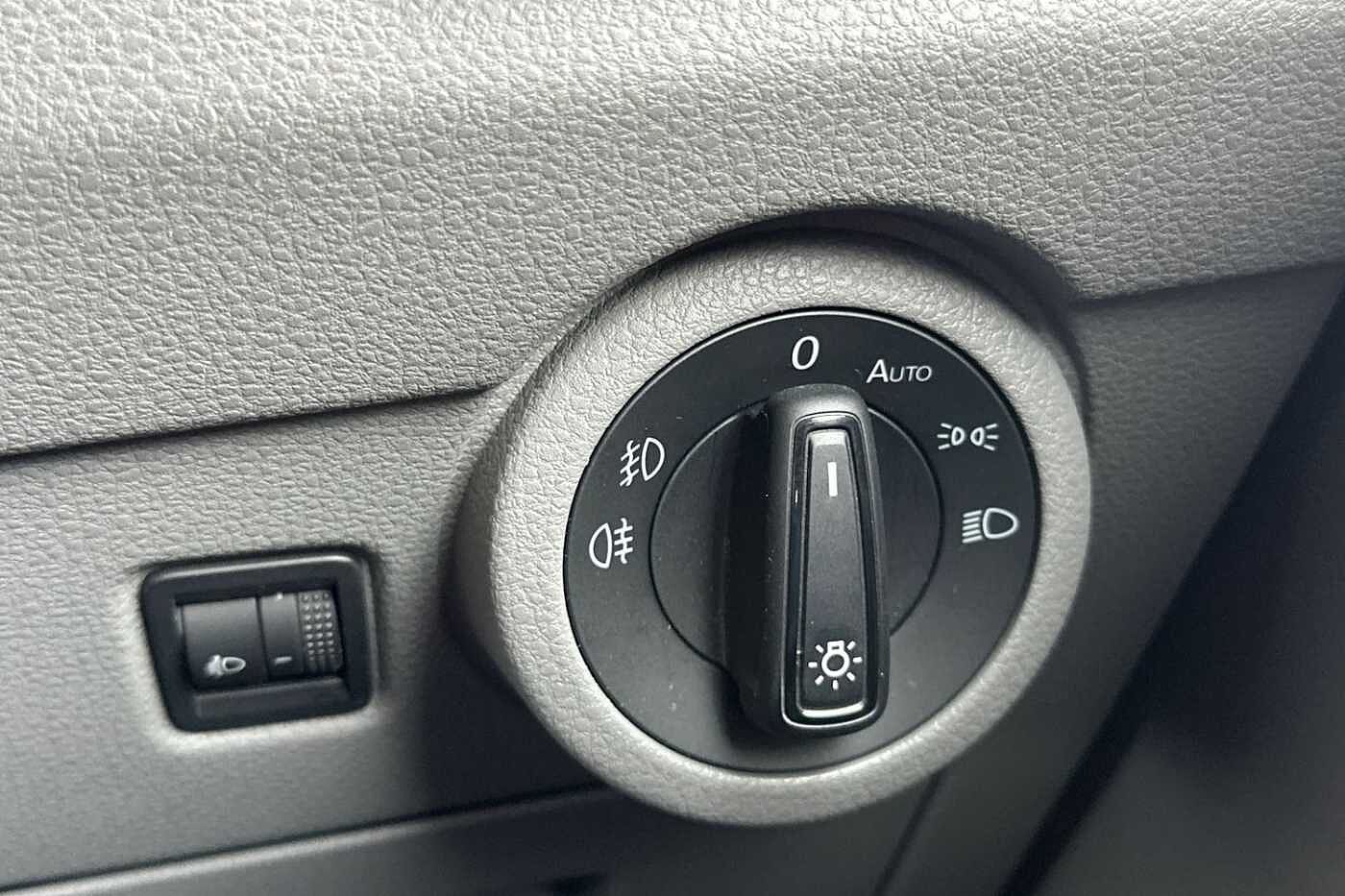 Volkswagen Transporter T28 Swb Diesel 2.0 TDI 110 Highline SWB Van Panel Van