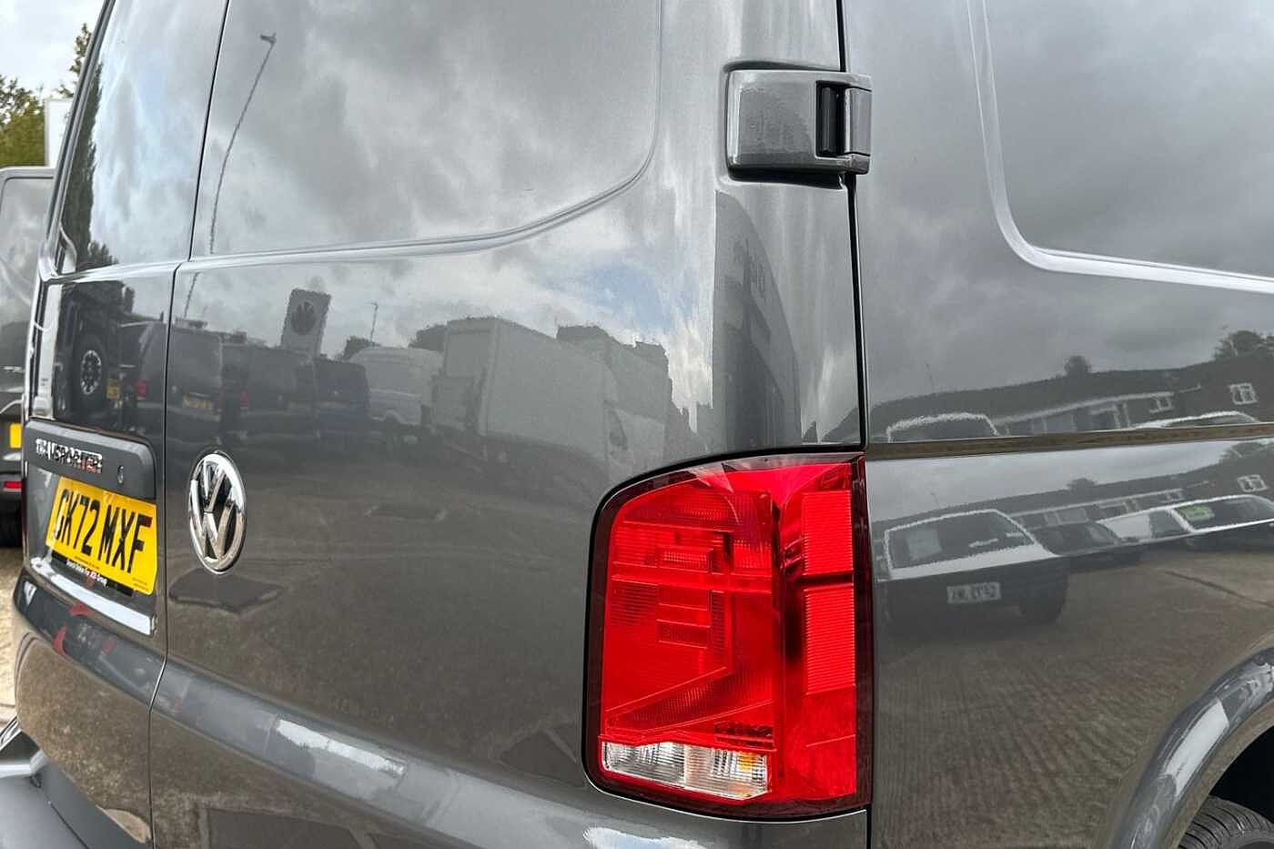 Volkswagen Transporter T28 Swb Diesel 2.0 TDI 110 Highline SWB Van Panel Van