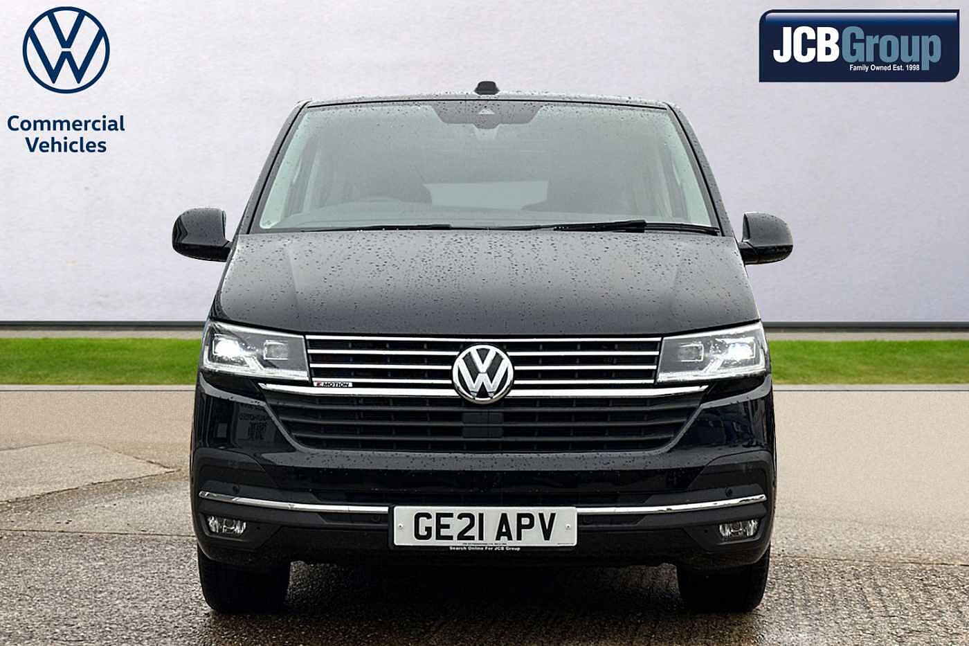 Volkswagen Caravelle Diesel Estate 4Motion 2.0 TDI Executive 204 5dr DSG 4 motion