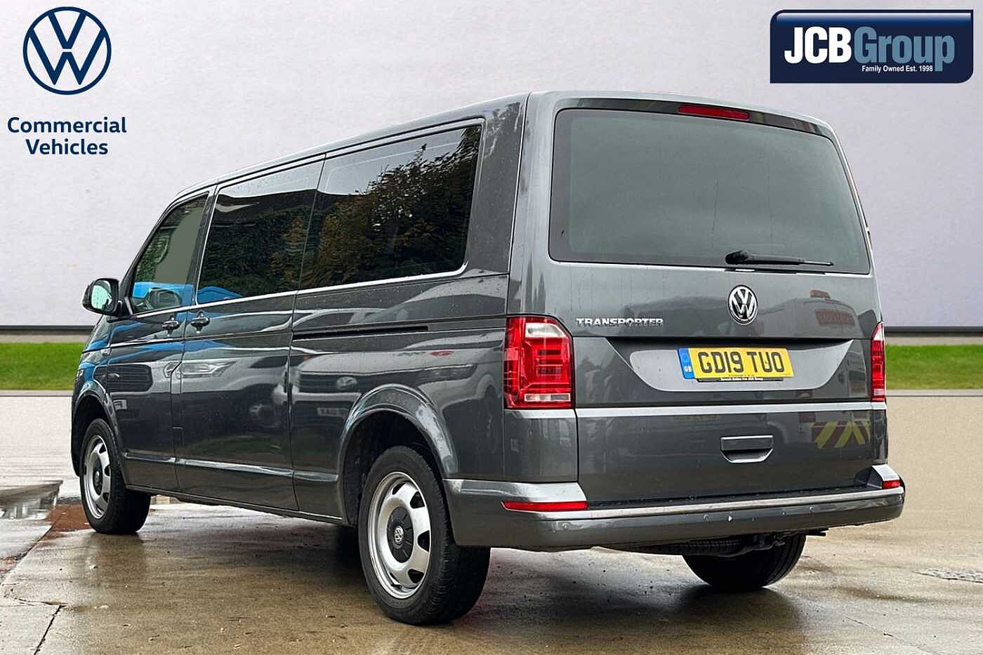 Volkswagen Transporter Shuttle T30 SE LWB 2.0TDI 150PS T32DSG