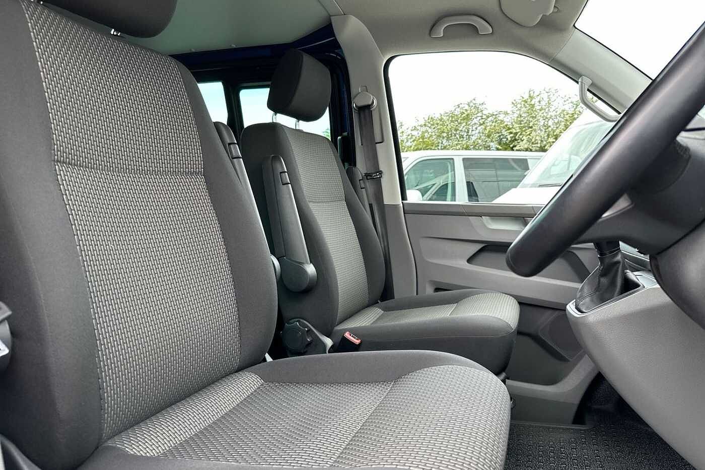 Volkswagen Transporter 2.0TDI 150ps T32 Highline KOMBI BMT LWB