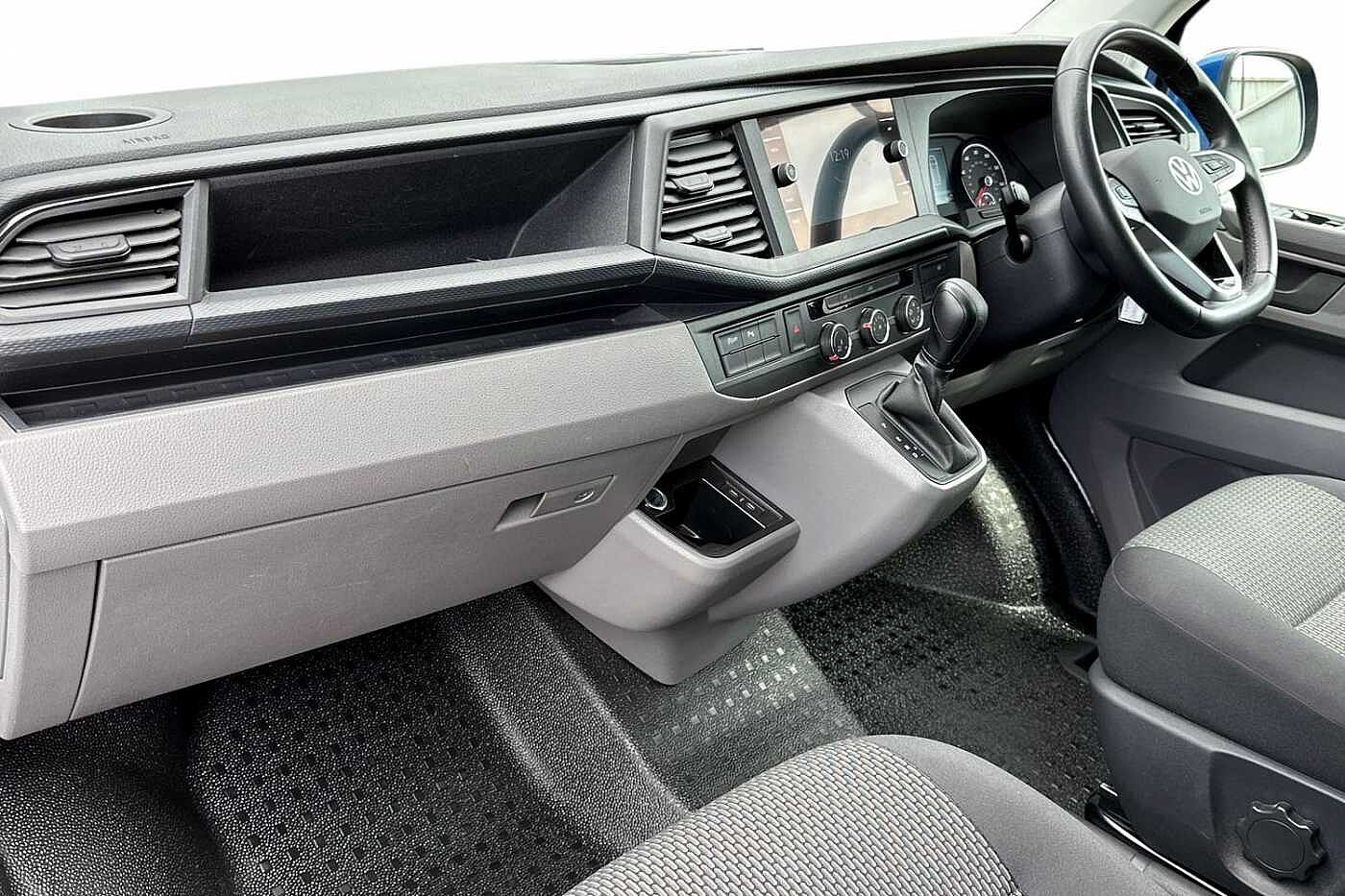 Volkswagen Transporter 2.0TDI 150ps T32 Highline KOMBI BMT LWB