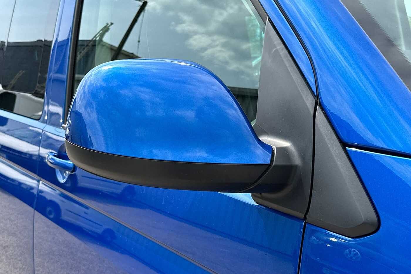 Volkswagen Transporter 2.0TDI 150ps T32 Highline KOMBI BMT LWB