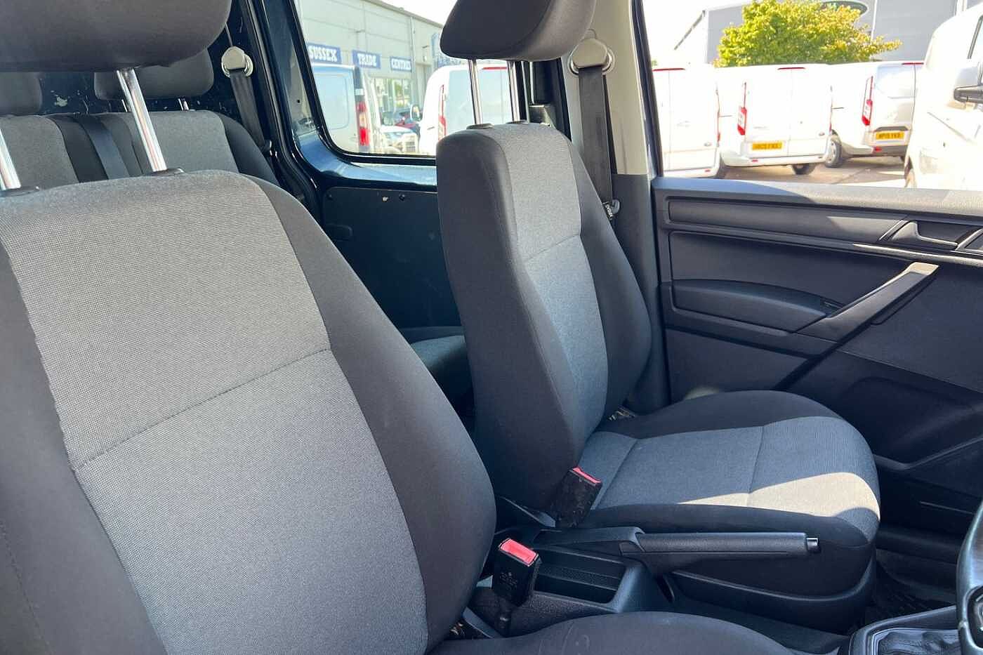 Volkswagen Caddy Maxi Kombi 2.0 TDI (150PS)Eu6 C20 BMT DSG