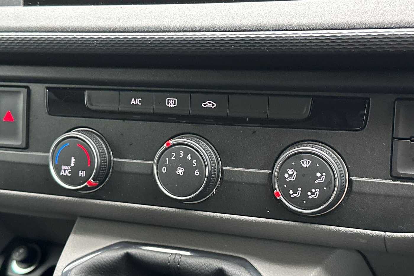 Volkswagen Transporter Kombi 2.0TDI 150 EU6T30 HL BMT SWB