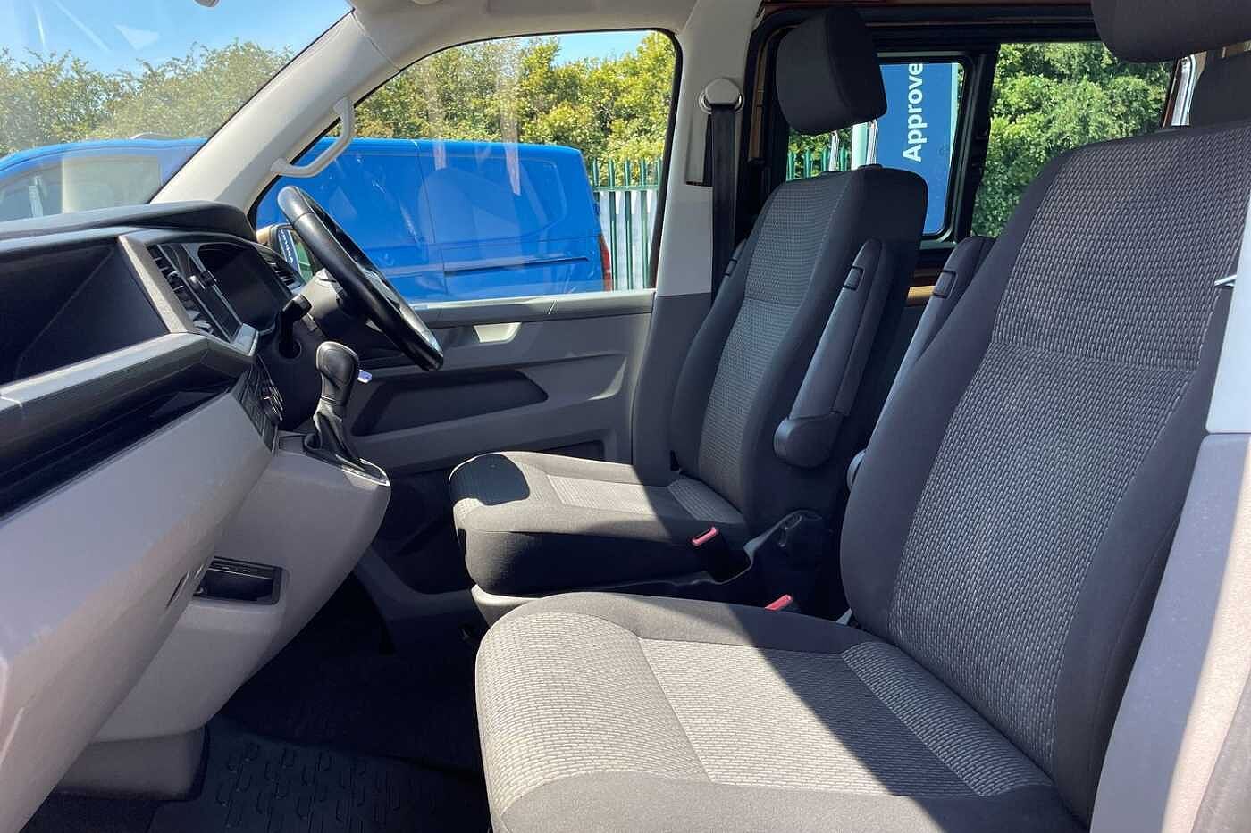 Volkswagen Transporter Kombi ransporter 2.0 BiTDI T32 Highline Kombi Double Cab 5dr Diesel DSG FWD SWB Euro 6