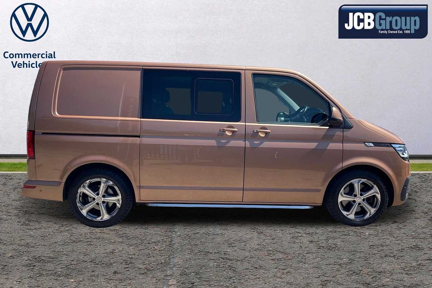Volkswagen Transporter Kombi ransporter 2.0 BiTDI T32 Highline Kombi Double Cab 5dr Diesel DSG FWD SWB Euro 6