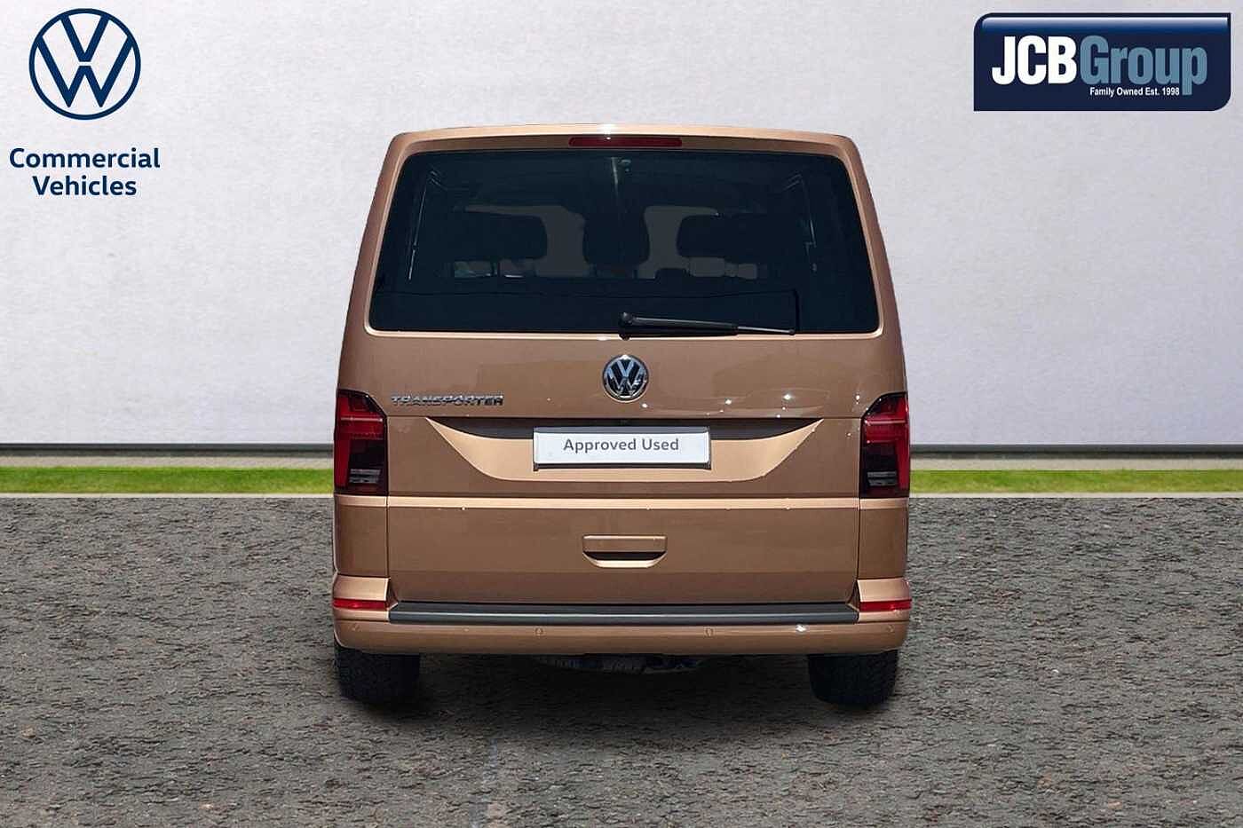 Volkswagen Transporter Kombi ransporter 2.0 BiTDI T32 Highline Kombi Double Cab 5dr Diesel DSG FWD SWB Euro 6