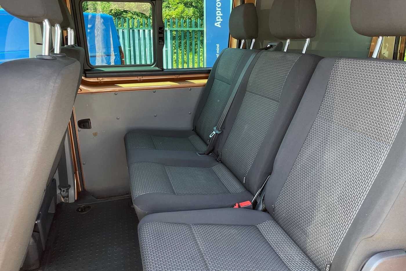 Volkswagen Transporter Kombi ransporter 2.0 BiTDI T32 Highline Kombi Double Cab 5dr Diesel DSG FWD SWB Euro 6