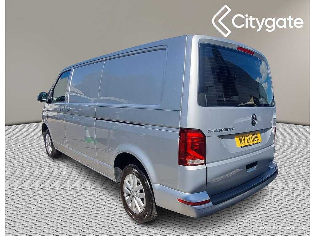 Volkswagen Transporter T30 Panel van Highline LWB 110 PS 2.0 TDI 5sp Manual