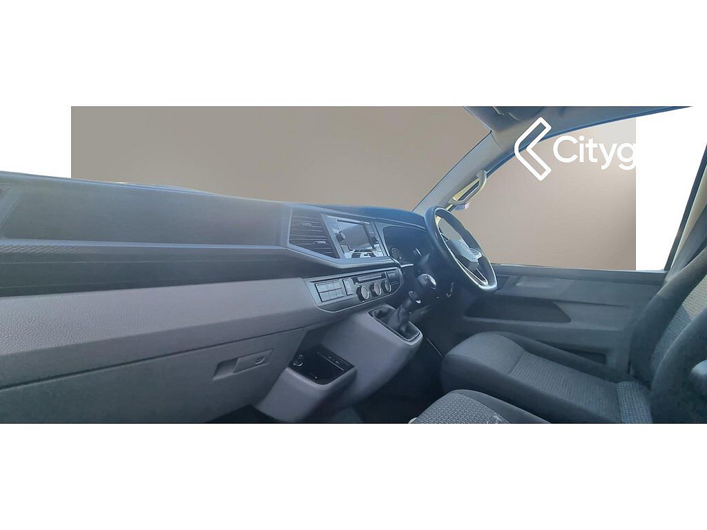 Volkswagen Transporter T28 Panel van Highline SWB 150 PS 2.0 TDI 6sp Manual