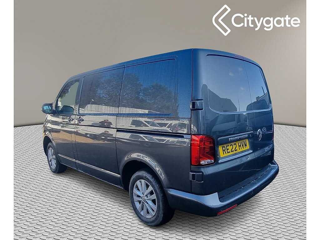Volkswagen Transporter T28 Panel van Highline SWB 150 PS 2.0 TDI 6sp Manual