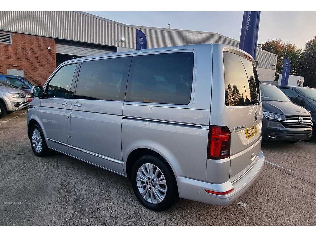 Volkswagen Caravelle Executive SWB 150 PS 2.0 TDI 7sp DSG