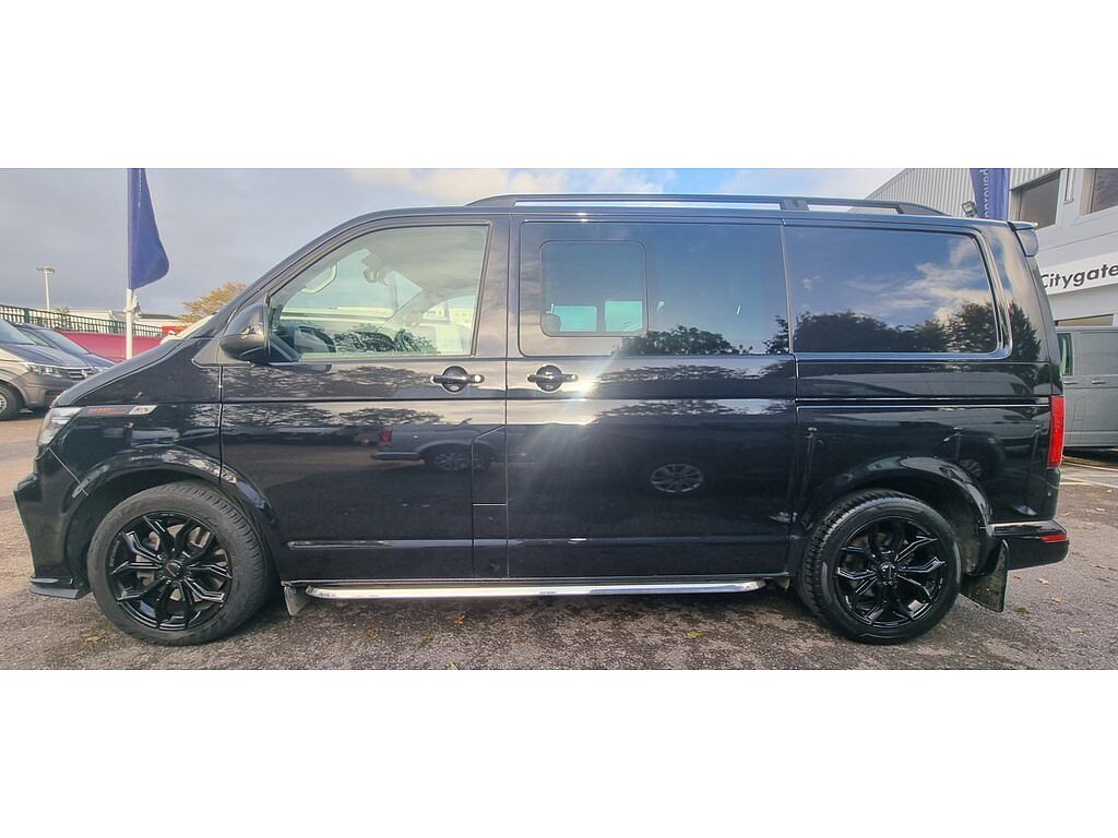 Volkswagen Transporter T32 Kombi Sportline SWB 204 PS 2.0 TDI 7sp DSG