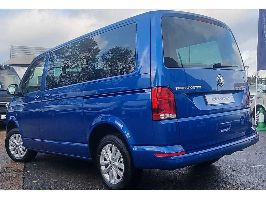 Volkswagen Transporter T30 Kombi Highline SWB 150 PS 2.0 TDI 7sp DSG