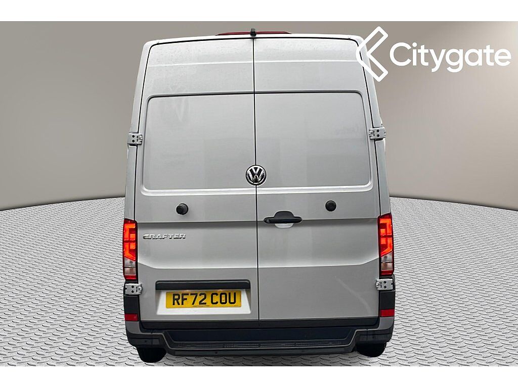 Volkswagen Crafter CR35 Panel van Trendline MWB 140 PS 2.0 TDI 6sp Manual FWD