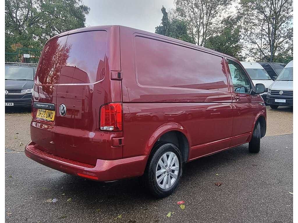 Volkswagen Transporter T28 Panel van Highline SWB 110 PS 2.0 TDI 5sp Manual
