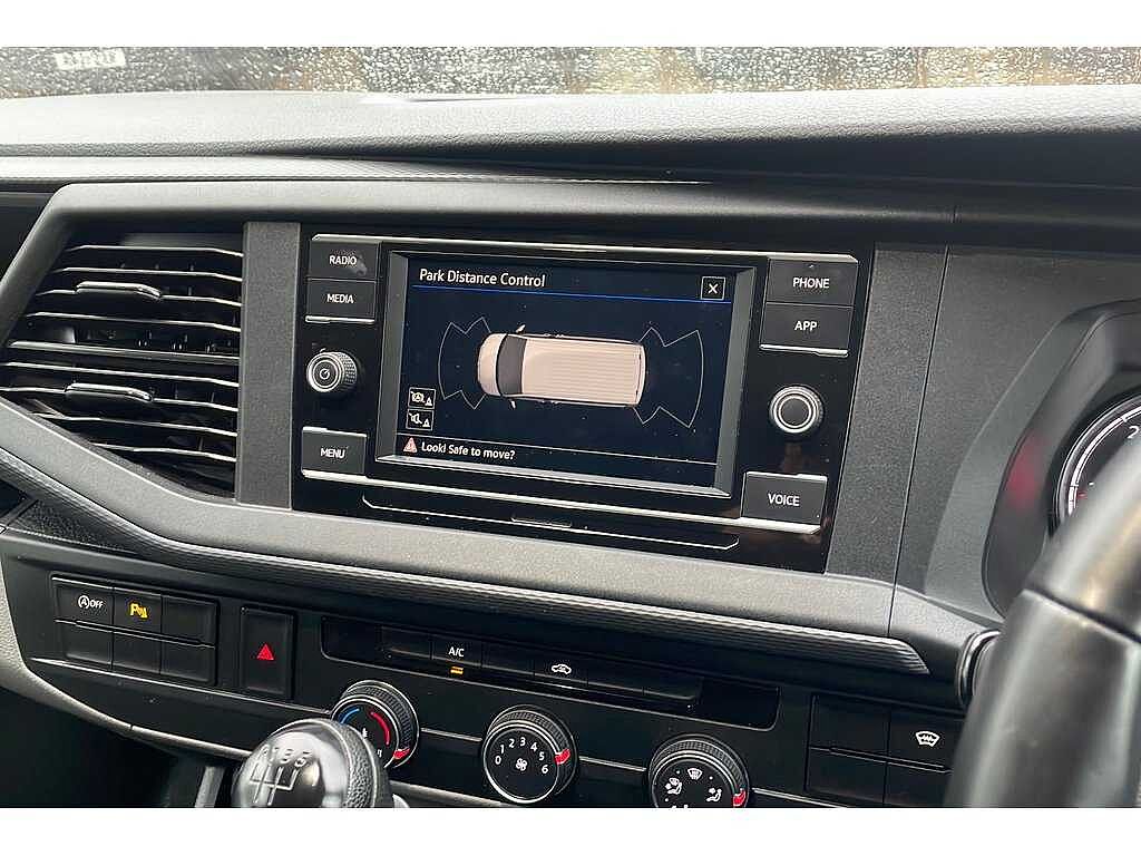 Volkswagen Transporter T28 Panel van Highline SWB 110 PS 2.0 TDI 5sp Manual