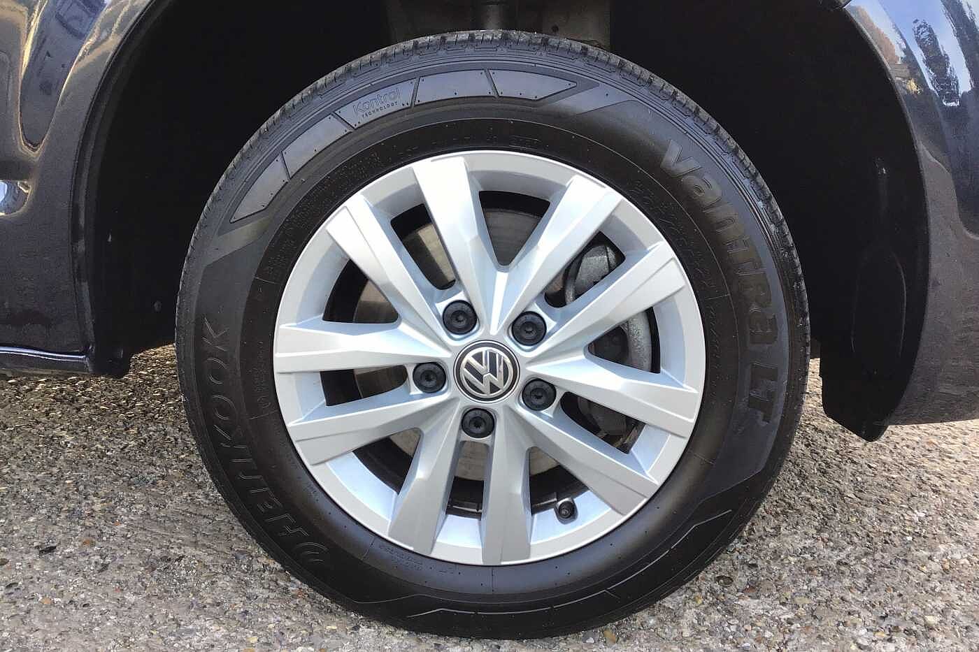 Volkswagen Transporter 2.0TDI 150BHP T28 Highline BMT SWB PV