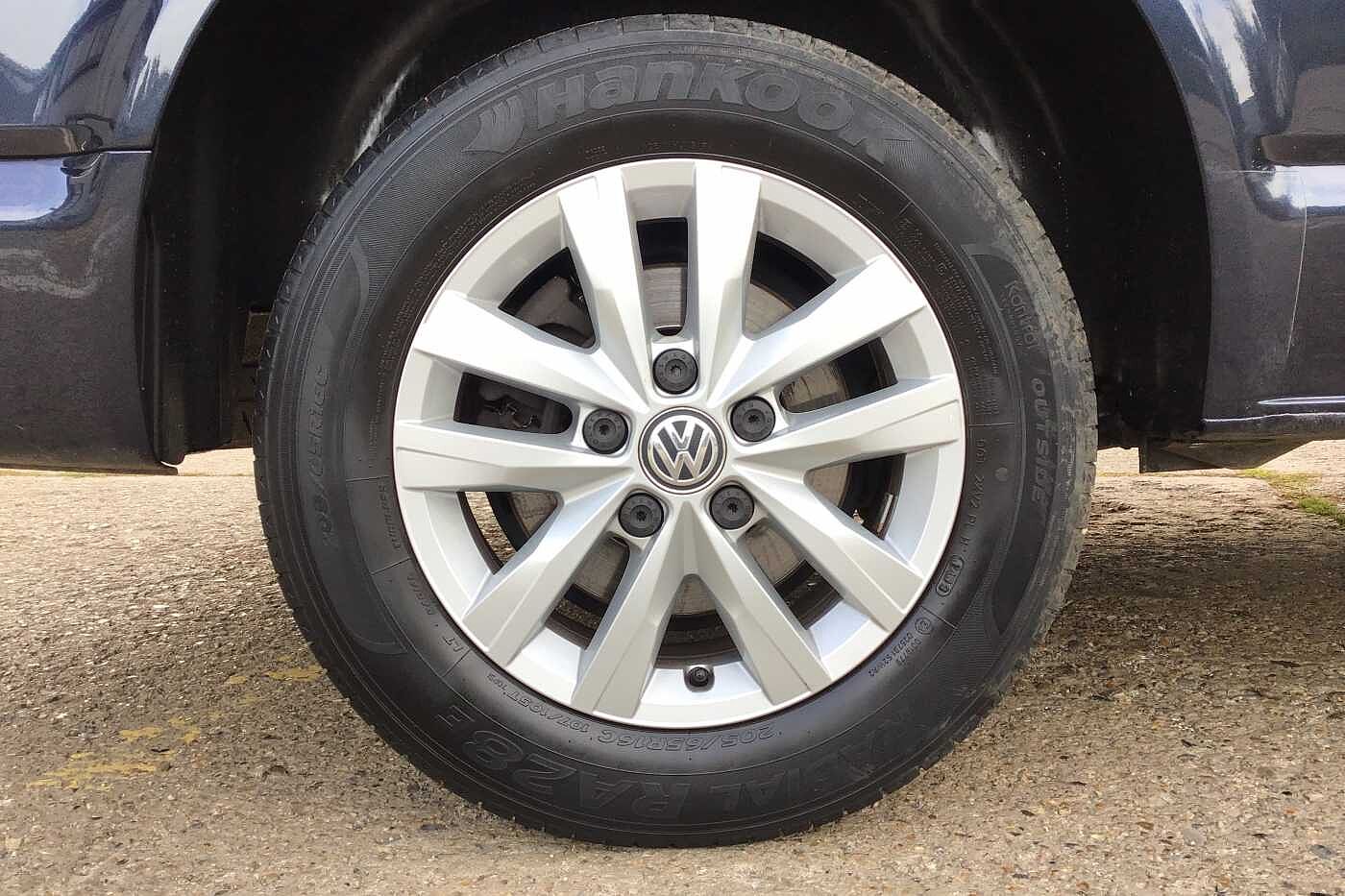 Volkswagen Transporter 2.0TDI 150PS T30 Highline LWB BMT PV