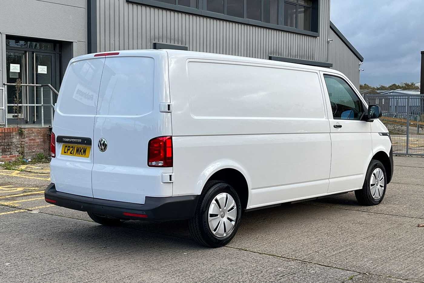 Volkswagen Transporter 2.0TDI (110ps) T30 Startline BMT LWB P