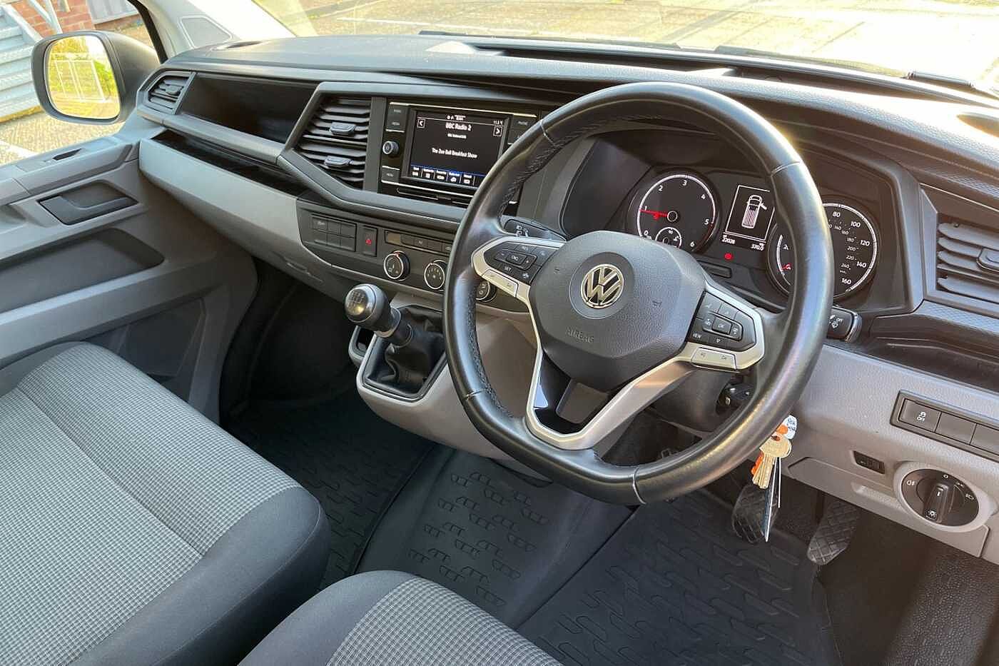 Volkswagen Transporter 2.0TDI 110ps T28 Startline BMT LWB PV (AIR CON)