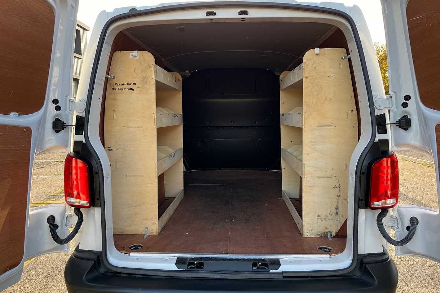 Volkswagen Transporter 2.0TDI 110ps T28 Startline BMT LWB PV (AIR CON)