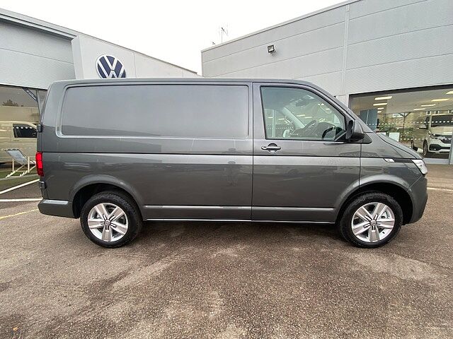 Volkswagen Transporter PV 2.0BiTDI 204ps T32 Highline SWB DSG