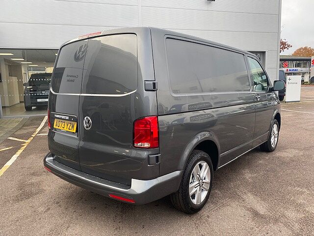 Volkswagen Transporter PV 2.0BiTDI 204ps T32 Highline SWB DSG
