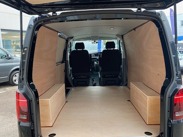 Volkswagen Transporter 2.0TDI 150ps T28 Highline BMT SWB PV D