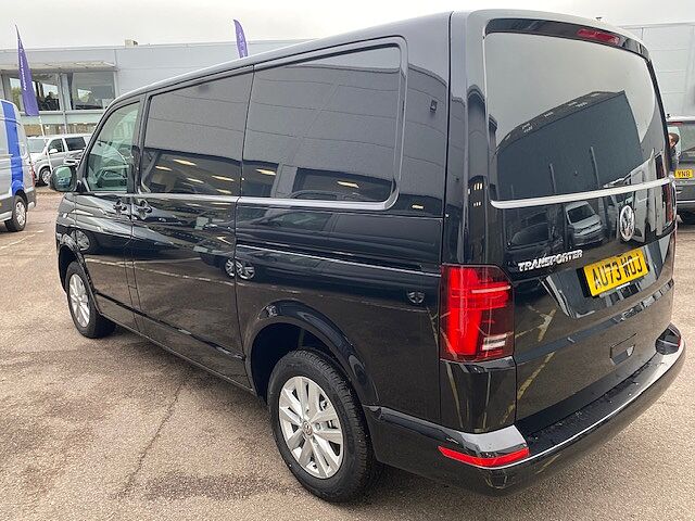 Volkswagen Transporter 2.0TDI 150ps T28 Highline BMT SWB PV D
