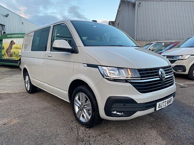 Volkswagen Transporter Kombi 2.0TDI 150 T32 Highline BMT SWB