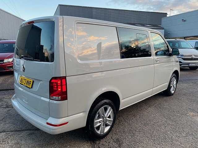 Volkswagen Transporter Kombi 2.0TDI 150 T32 Highline BMT SWB