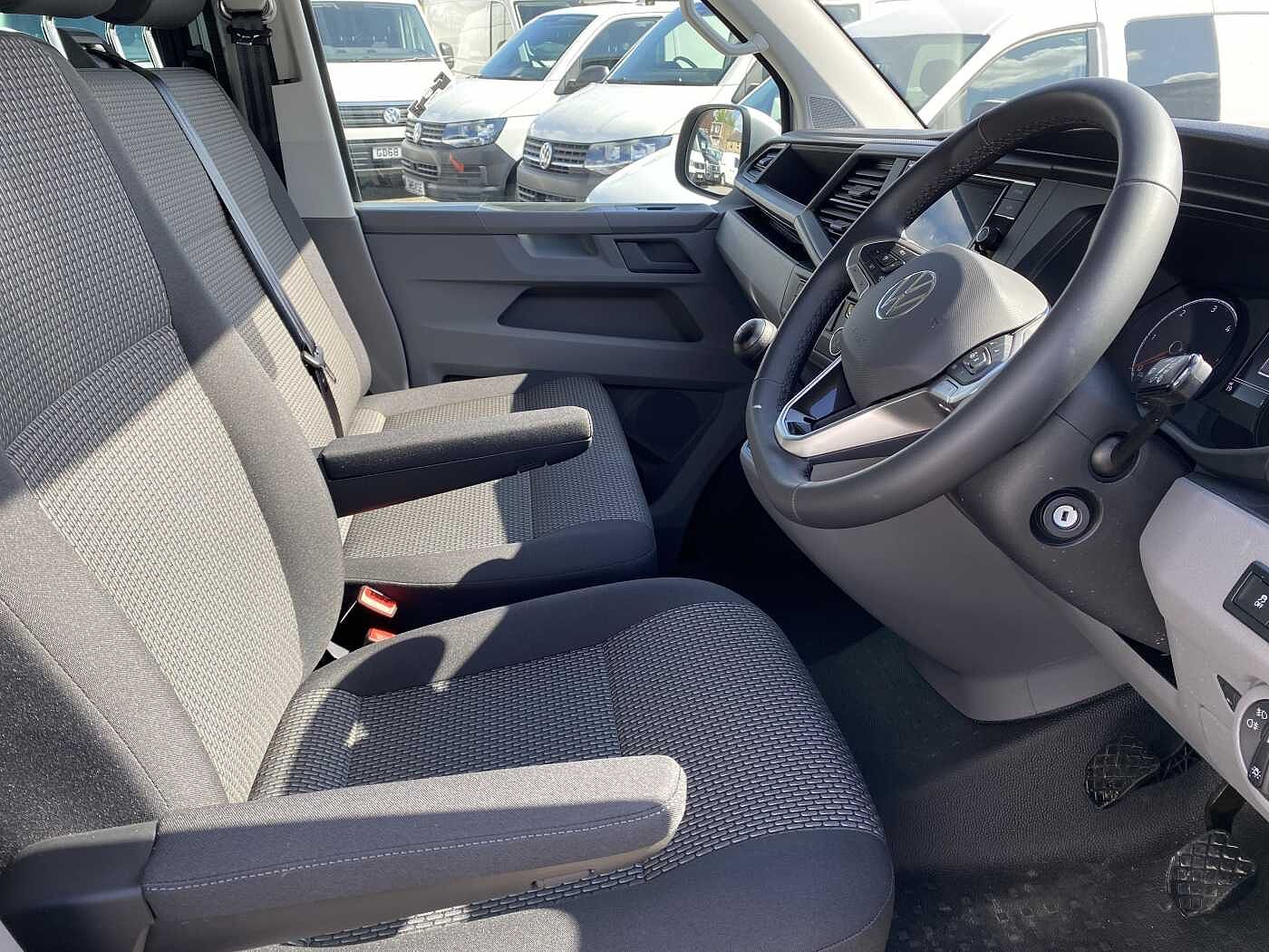 Volkswagen Transporter T30 Swb Diesel 2.0 TDI 110 Highline Kombi Van