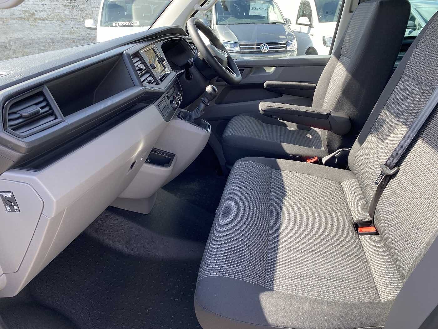 Volkswagen Transporter T30 Swb Diesel 2.0 TDI 110 Highline Kombi Van