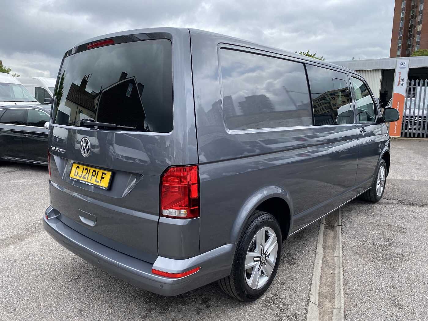 Volkswagen Transporter 2.0TDI 150ps T32 Highline BMT LWB PV D