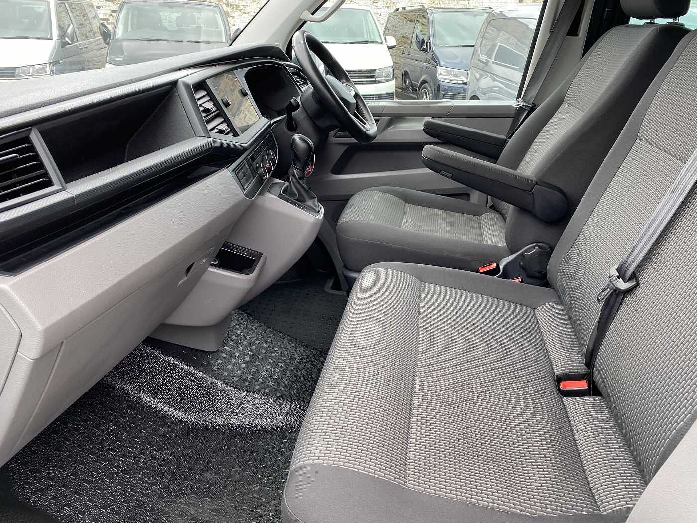 Volkswagen Transporter 2.0TDI 150ps T32 Highline BMT LWB PV D