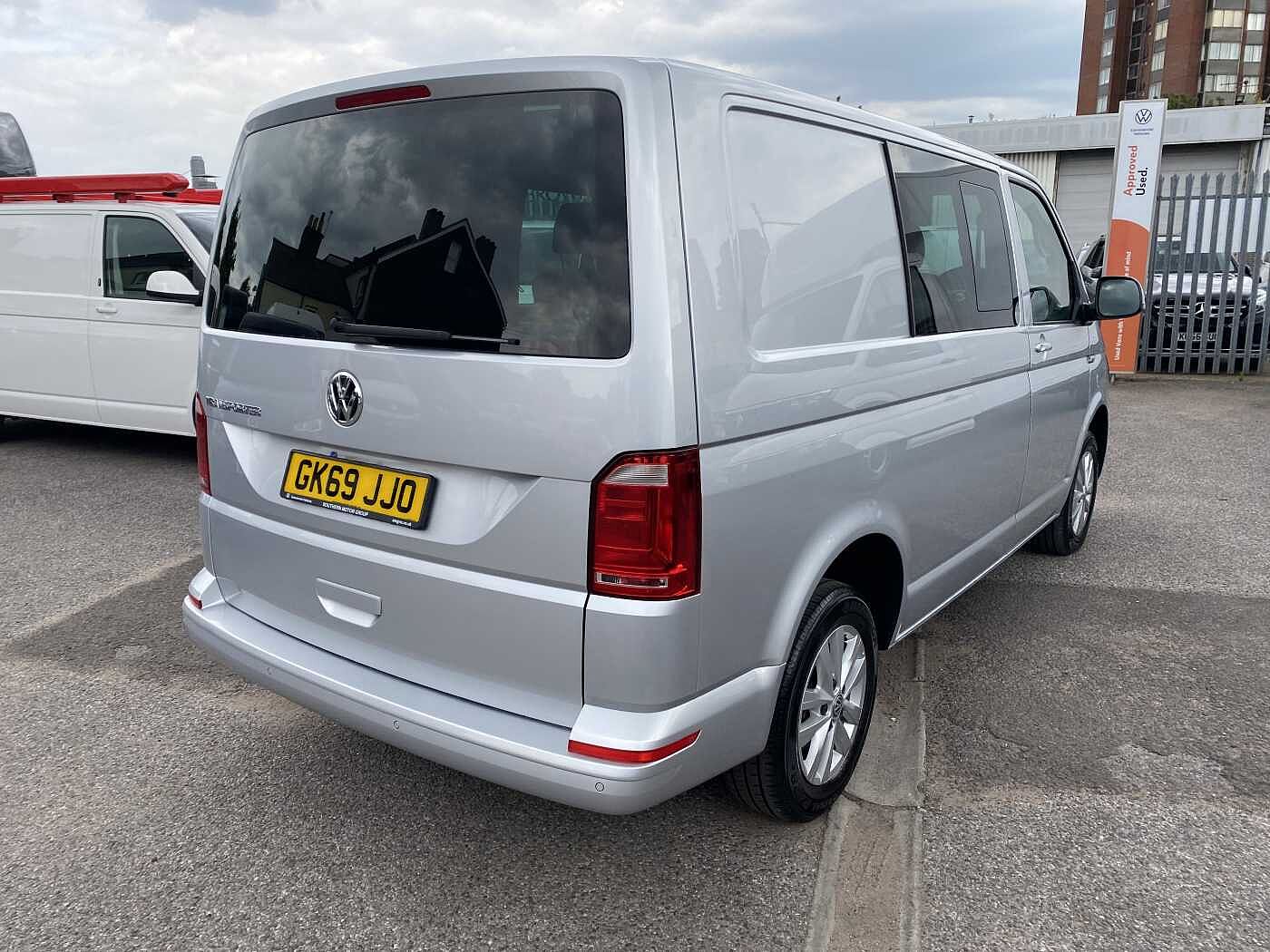Volkswagen Transporter Kombi 2.0TDI 102PS EU6 T30 HL BMT SWB