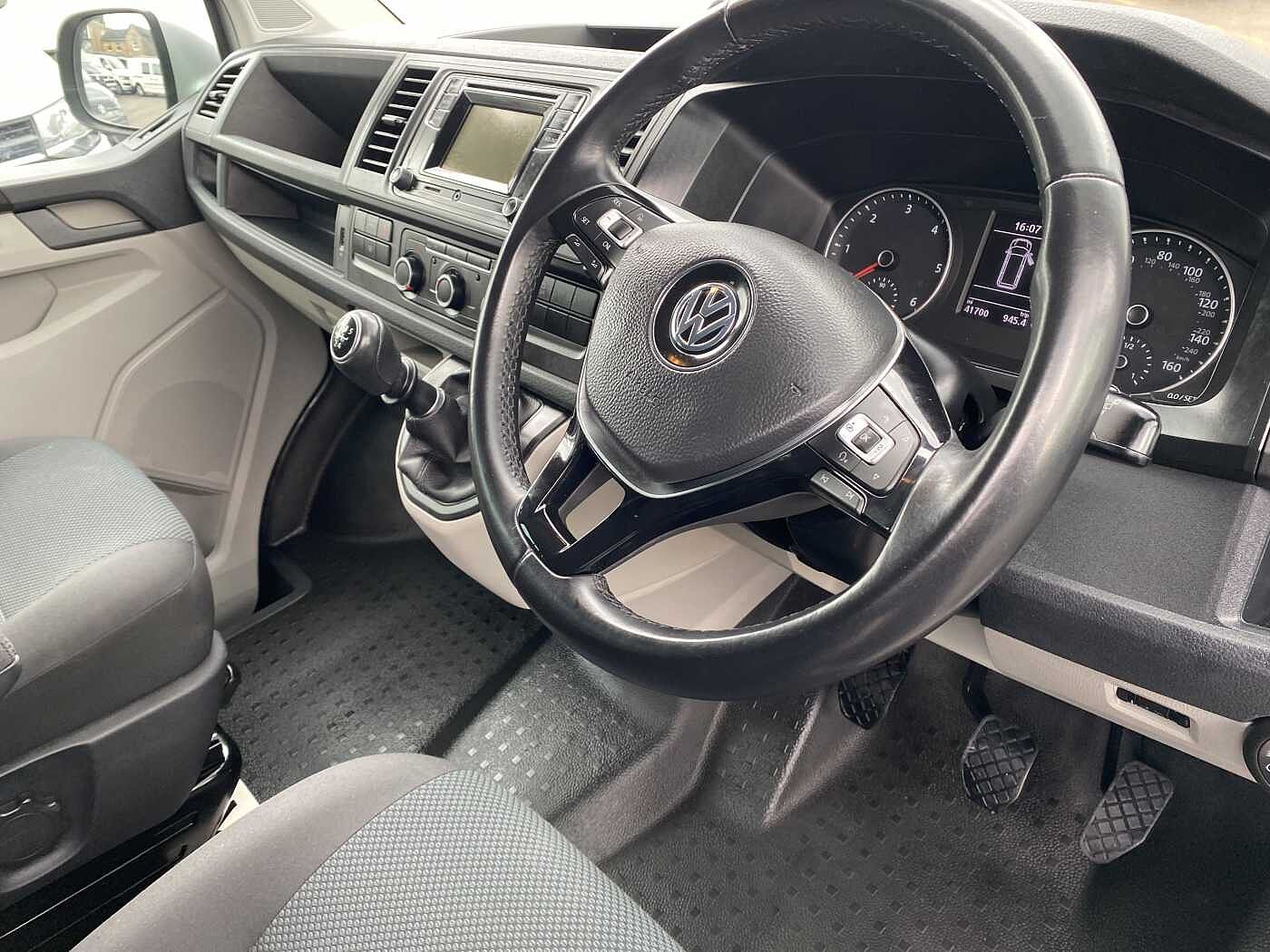 Volkswagen Transporter Kombi 2.0TDI 102PS EU6 T30 HL BMT SWB