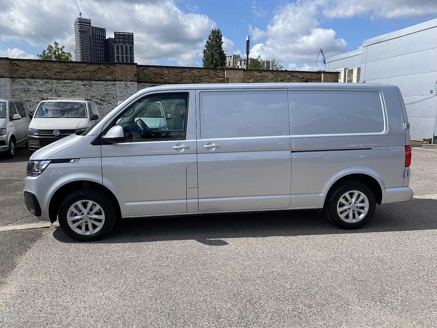 Volkswagen Transporter 2.0TDI (150PS)Eu6 T30 Highline LWB PV